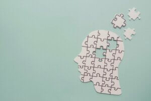 Alzheimer ve Frontotemporal Demans Arasındaki 9 Fark