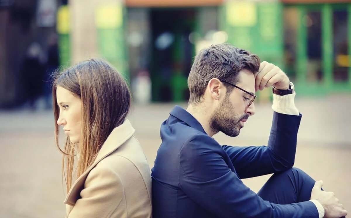 tartışma yaşamış çift