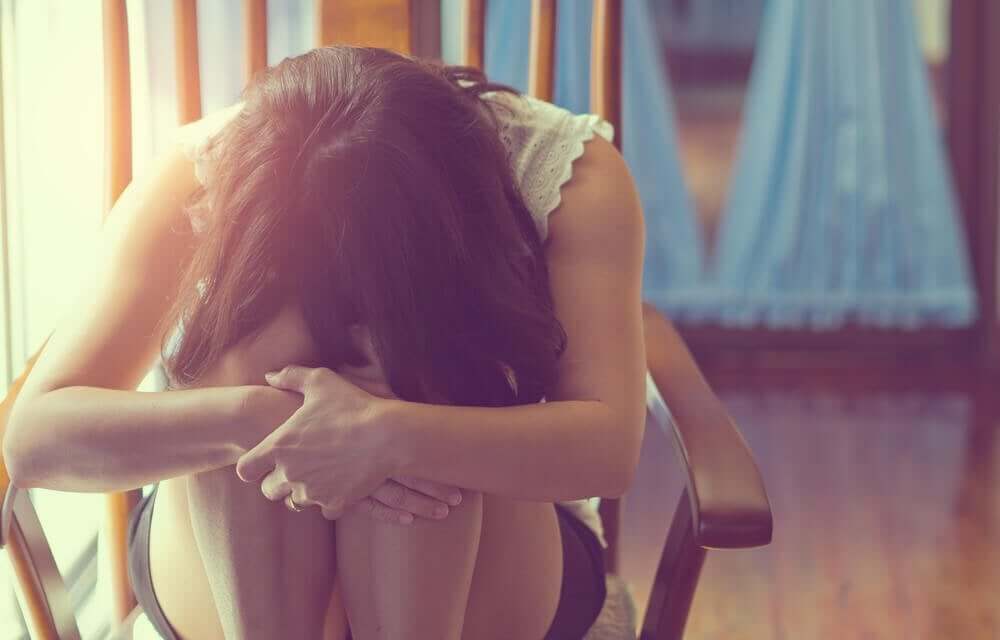 Evlat Edinme Sonrası Depresyon: Yanlış Anlaşılan Bir Sorun