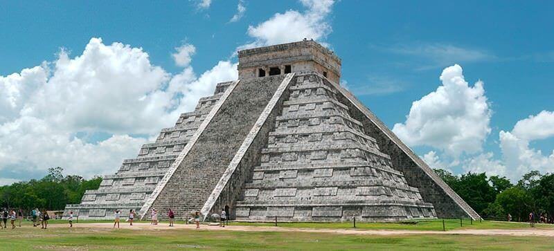 meksikada bir piramit