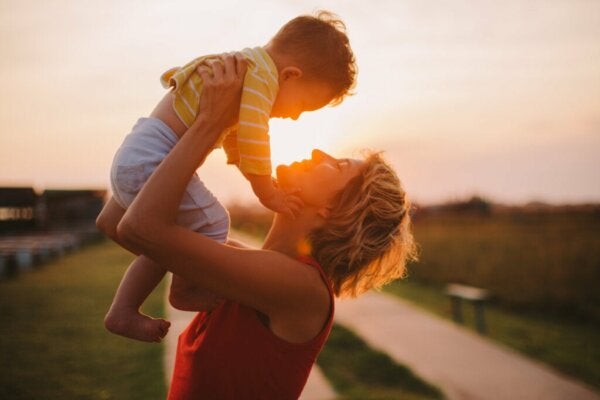 İyi Bir Anne Olmak İçin On Faydalı İpucu