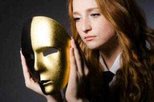 Sahtekarlık Sendromu: Nedir ve Sonuçları Nelerdir?