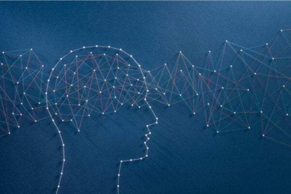 Düşünce Sokma: Düşüncelerimizin Bize Ait Olmadığına İnanmak