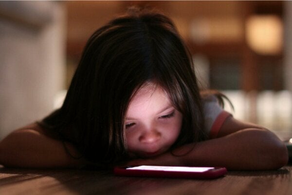 Aşırı Ekran Kullanımı Çocuklarda Depresyona Neden Olabilir