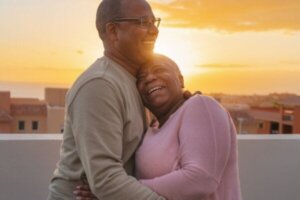 Sevmeye Programlandık mı?