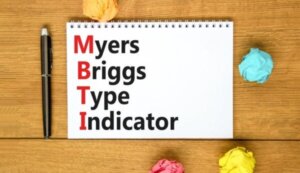Myers & Briggs: Psikolojiyi Değiştiren İki Ev Hanımı